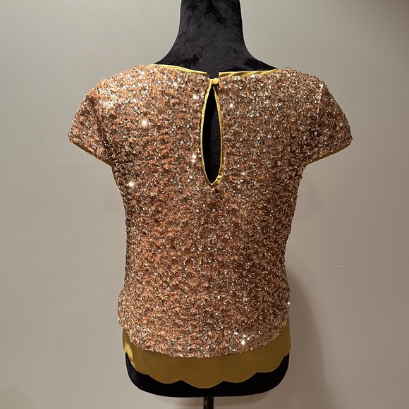 Gold sequin size M top - Picture 4 of 7